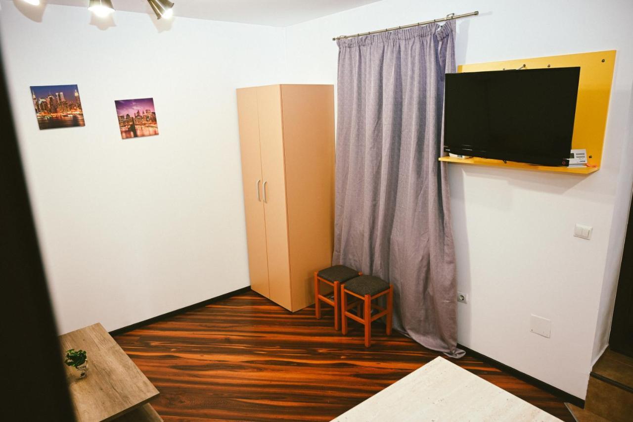 Cozy Apartment Brasov Exterior photo